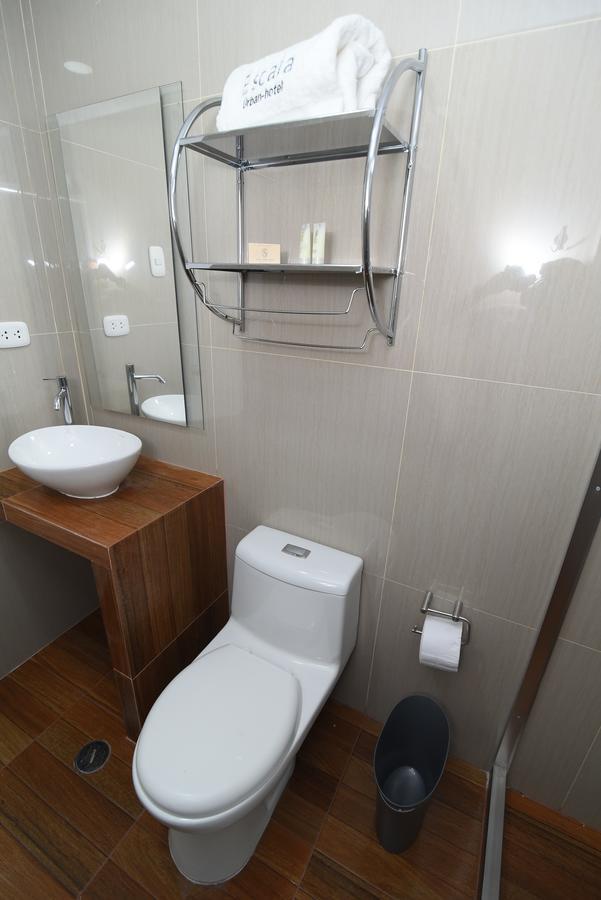 Escala Urban Hotel チクラーヨ エクステリア 写真