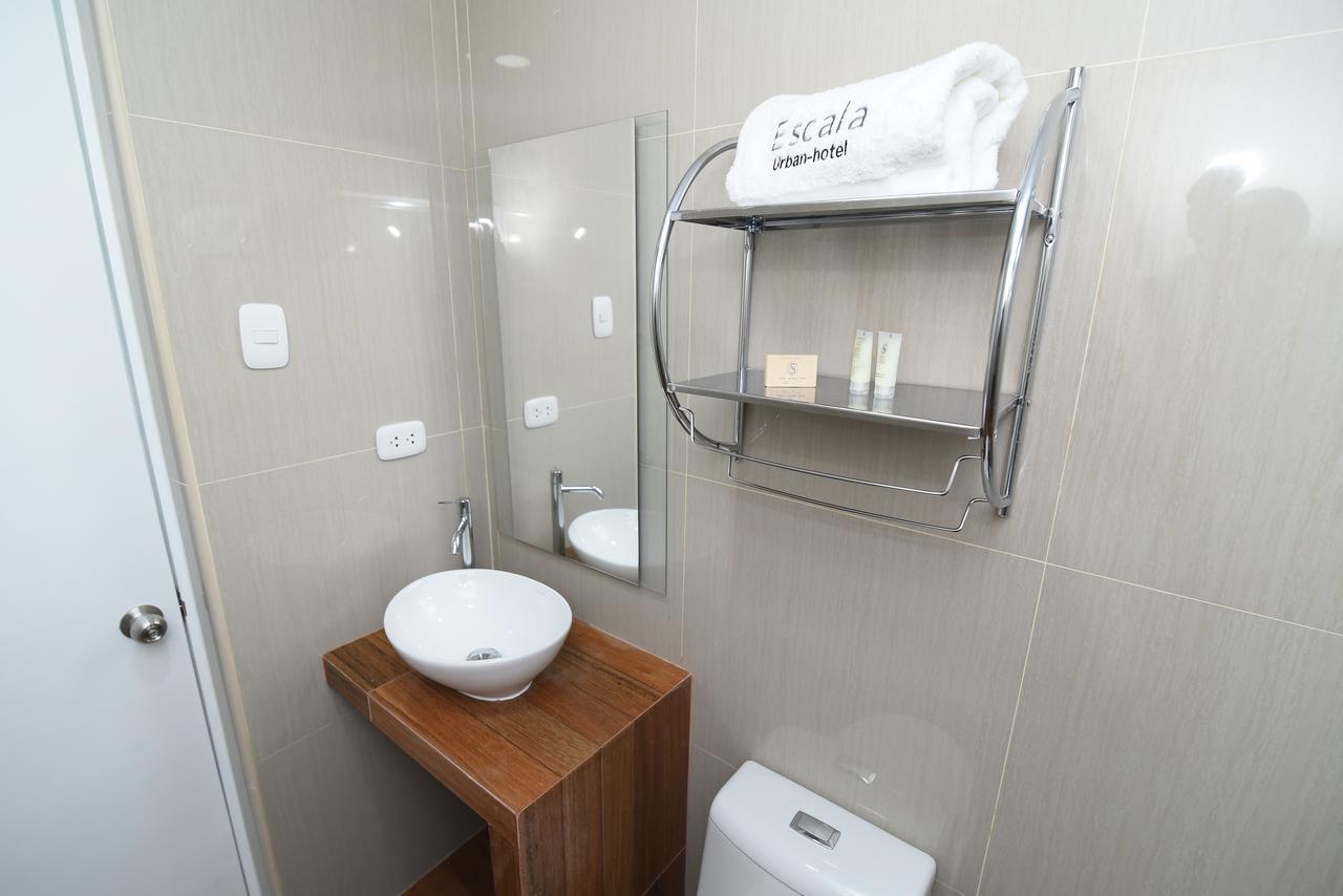 Escala Urban Hotel チクラーヨ エクステリア 写真